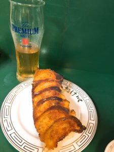 「おけ以」は東京を代表する餃子！行列ができる超人気のミシュラン店