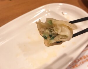バーミヤンの餃子が安くて美味しい ジワジワ辛くなる赤餃子も必見 ぎょうざ Com バーミヤンの餃子が安くて美味しい ジワジワ辛くなる赤餃子も必見 ぎょうざ Com